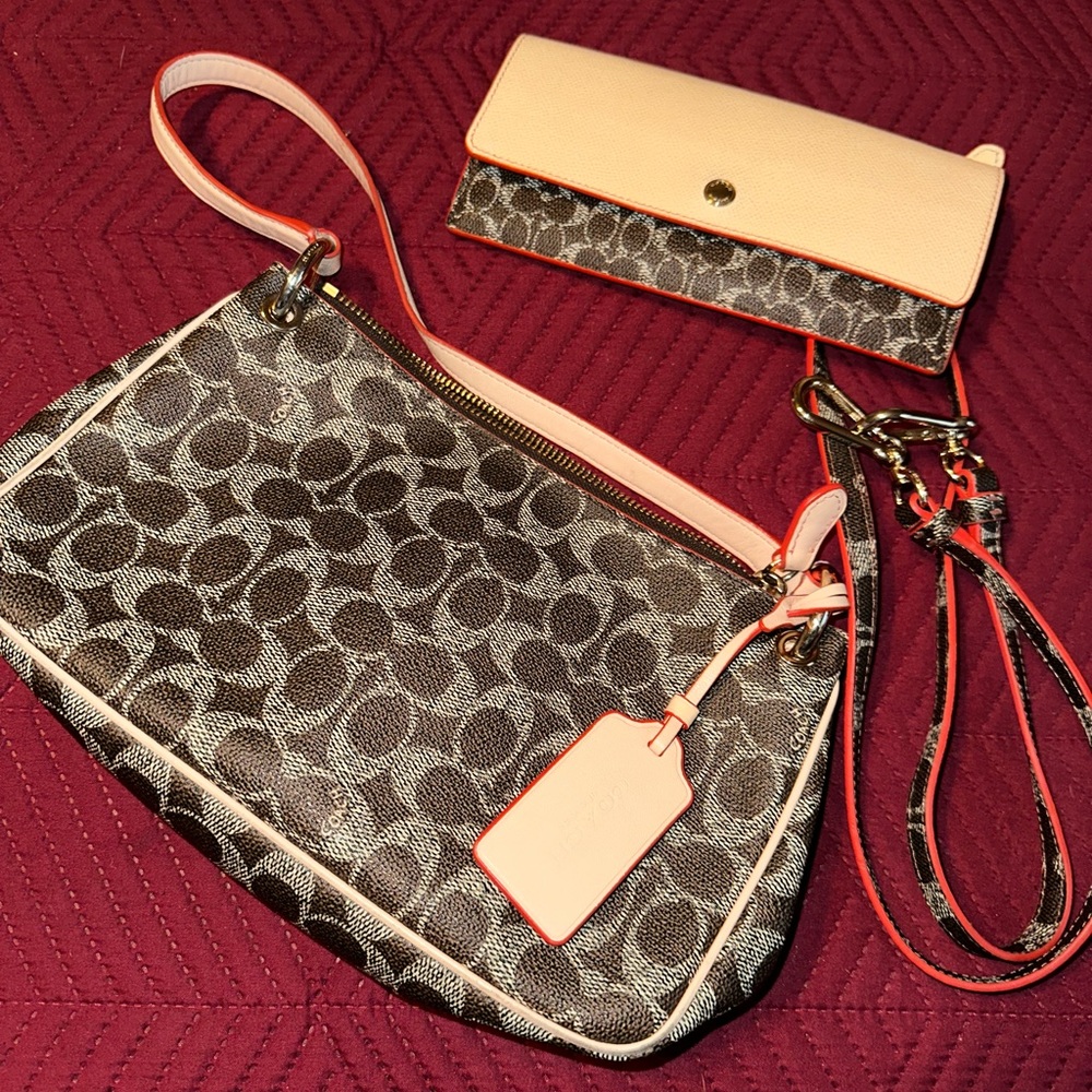 Authentic signature Coach crossbody & Wallet